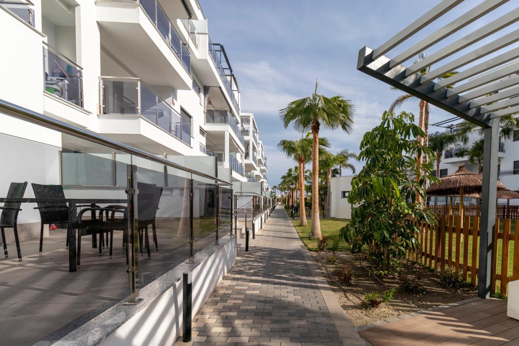 Rentitspain Apartamento En Aguacate A Minutos Del Golf โมตริล ภายนอก รูปภาพ